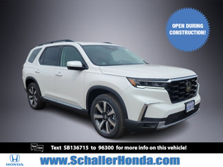 New 2025 Honda Pilot Touring image 1