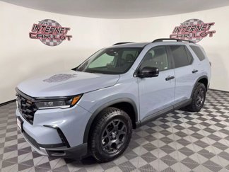 Used 2025 Honda Pilot TrailSport image 1