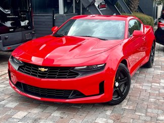 Used 2021 Chevrolet Camaro LT image 1