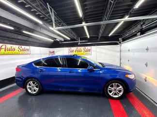 Used 2018 Ford Fusion SE image 1