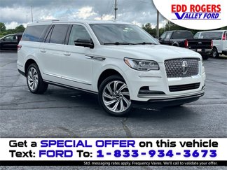 Used 2024 Lincoln Navigator L Reserve image 1