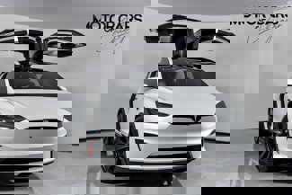 Used 2024 Tesla Model X Plaid image 1