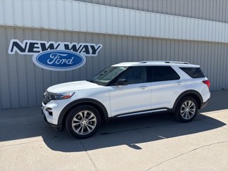 Used 2023 Ford Explorer Limited image 1