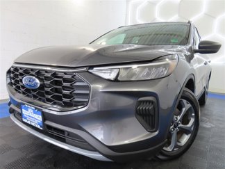 Used 2025 Ford Escape ST-Line image 1