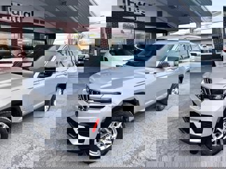 New 2025 Jeep Grand Cherokee Laredo X w/ Luxury Tech Group I image 1