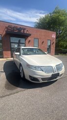 Used 2009 Lincoln MKS AWD image 1