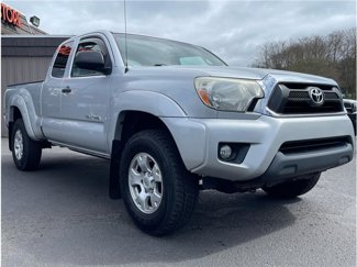 Used 2013 Toyota Tacoma PreRunner image 1