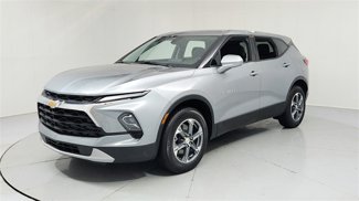 Used 2025 Chevrolet Blazer LT image 1