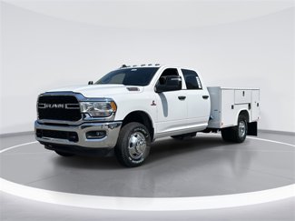 New 2024 RAM 3500 Tradesman w/ Chrome Appearance Group image 1