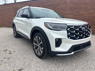 Certified 2025 Ford Explorer Platinum w/ Ultimate Package image 1
