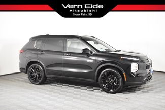 New 2025 Mitsubishi Outlander SEL Black Edition image 1