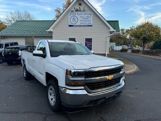 Used 2017 Chevrolet Silverado 1500 LT w/ Trailering Package image 1