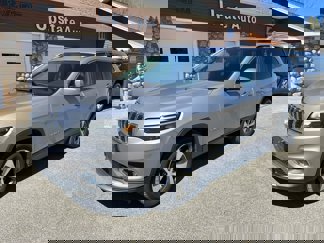 Used 2019 Jeep Cherokee Limited image 1