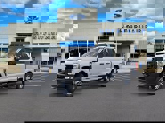 New 2025 Ford F250 4x4 Crew Cab Super Duty image 1