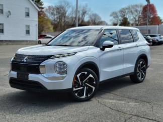 Used 2022 Mitsubishi Outlander ES image 1