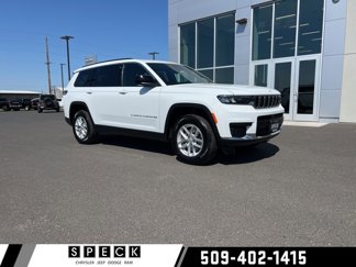 New 2025 Jeep Grand Cherokee L Laredo image 1