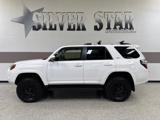 Used 2022 Toyota 4Runner SR5 Premium image 1