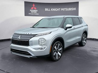 New 2025 Mitsubishi Outlander SE image 1