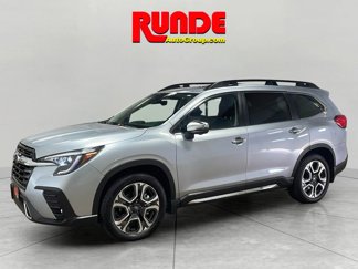 Used 2023 Subaru Ascent Touring image 1
