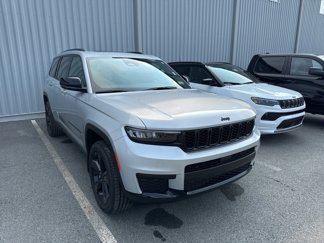 New 2025 Jeep Grand Cherokee L Altitude image 1