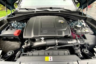 New 2026 Land Rover Range Rover Velar Dynamic SE image 1