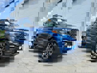 Certified 2022 Ford Explorer XLT w/ Equipment Group 202A image 1