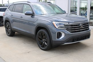 New 2026 Volkswagen Atlas SE image 1