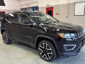 Used 2018 Jeep Compass Limited image 1