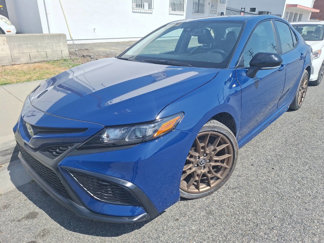 Used 2023 Toyota Camry SE image 1