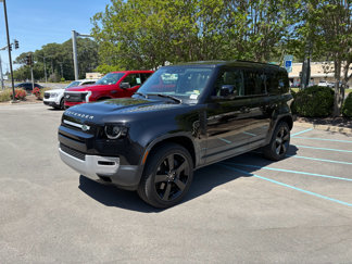 Used 2020 Land Rover Defender 110 HSE image 1