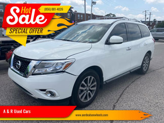 Used 2016 Nissan Pathfinder SV image 1