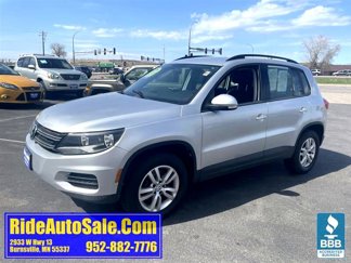 Used 2015 Volkswagen Tiguan S image 1