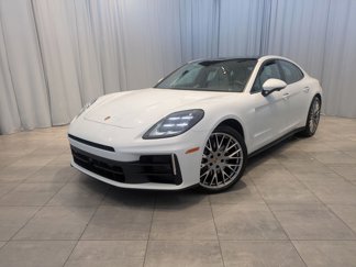 Certified 2025 Porsche Panamera 4 image 1
