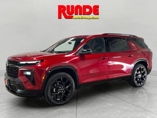 Used 2024 Chevrolet Traverse RS image 1