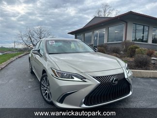 Used 2019 Lexus ES 350 image 1