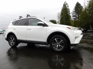 Used 2016 Toyota RAV4 XLE image 1