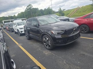 Certified 2025 Volvo XC40 B5 Plus image 1