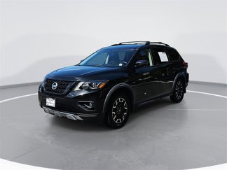 Used 2020 Nissan Pathfinder SL image 1