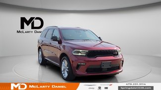 Used 2023 Dodge Durango GT image 1
