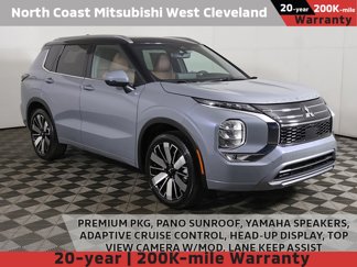 New 2025 Mitsubishi Outlander SEL image 1