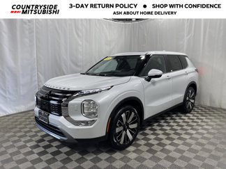 New 2025 Mitsubishi Outlander SE image 1