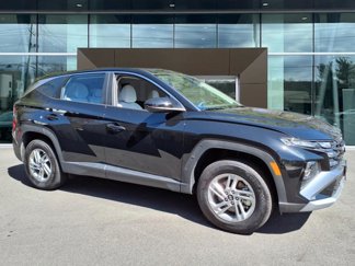 Used 2025 Hyundai Tucson SE image 1