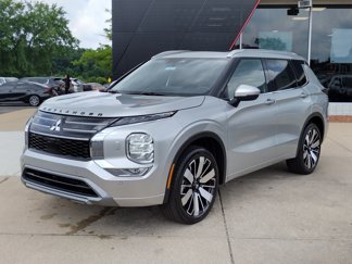 New 2025 Mitsubishi Outlander SEL image 1