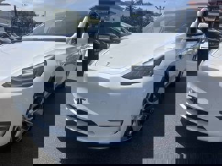 Used 2021 Tesla Model Y Long Range image 1