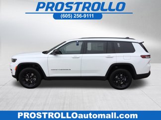 New 2025 Jeep Grand Cherokee L Altitude image 1