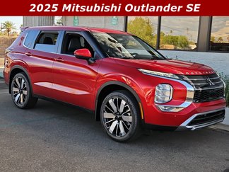 New 2025 Mitsubishi Outlander SE image 1