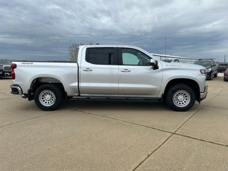 Used 2021 Chevrolet Silverado 1500 LT image 1