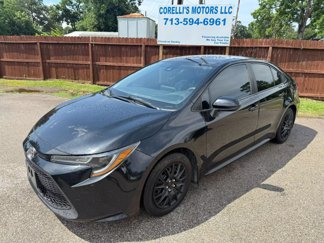Used 2020 Toyota Corolla LE image 1