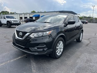 Used 2021 Nissan Rogue Sport S image 1