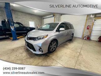 Used 2018 Toyota Sienna SE image 1